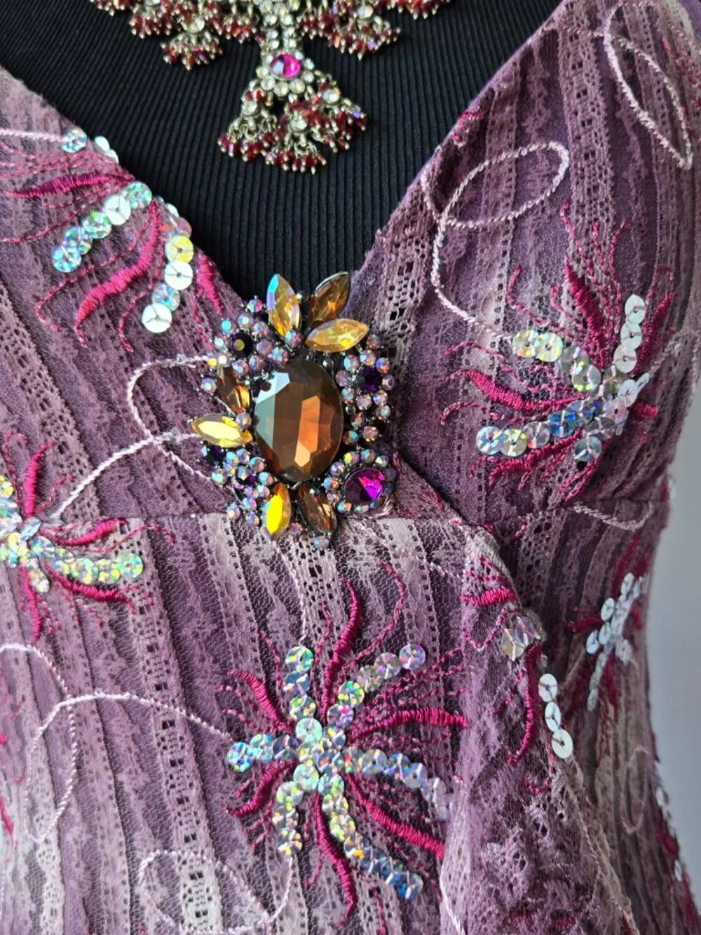 Purple Crystal Brooch Sparkly Fairycore Evening Wedding Guest Victorian-Style